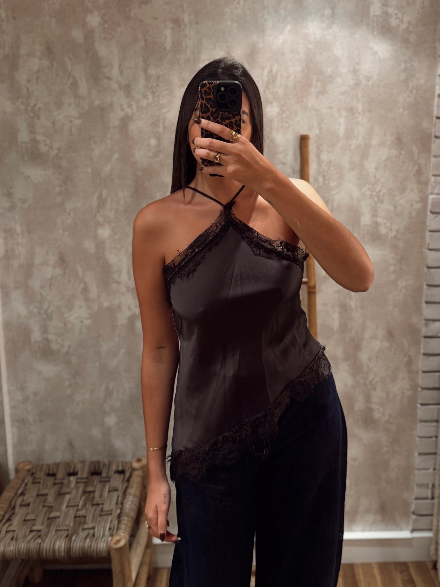 Top acetinado c/renda