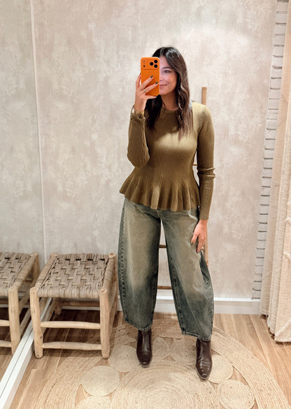 Camisola em Malha Canelada com Folho Peplum